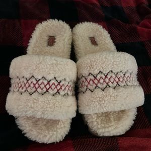 NEW UGG Cozetta Braided Slid Slippers Size 9